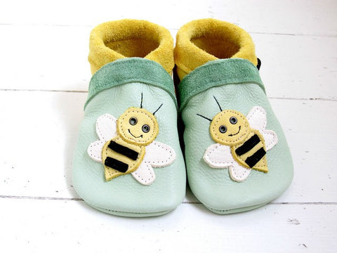 Buzzy Bee - Kinder Feet - 1