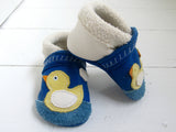 Quacky the Duck - Kinder Feet - 3